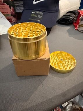 2.5 Inch Spice Grinder